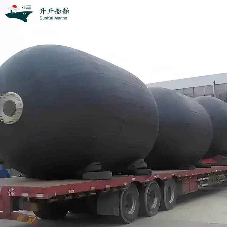 As defensas infláveis ​​marítimas recém-desenvolvidas da Shengkai Marine Supplies Co., Ltd. saíram oficialmente da linha de produção e entraram em serviço